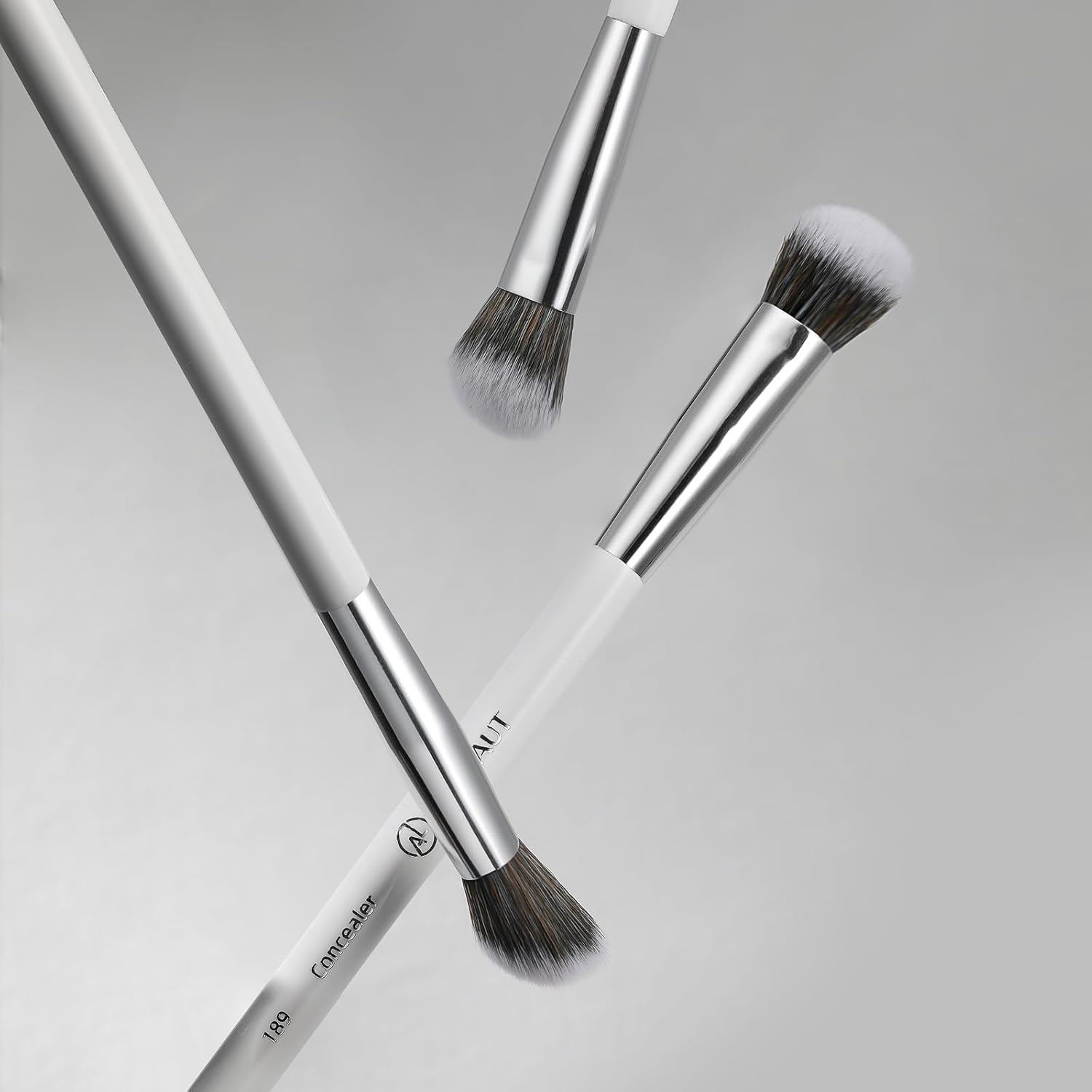 Albeaut Angled Concealer Brush